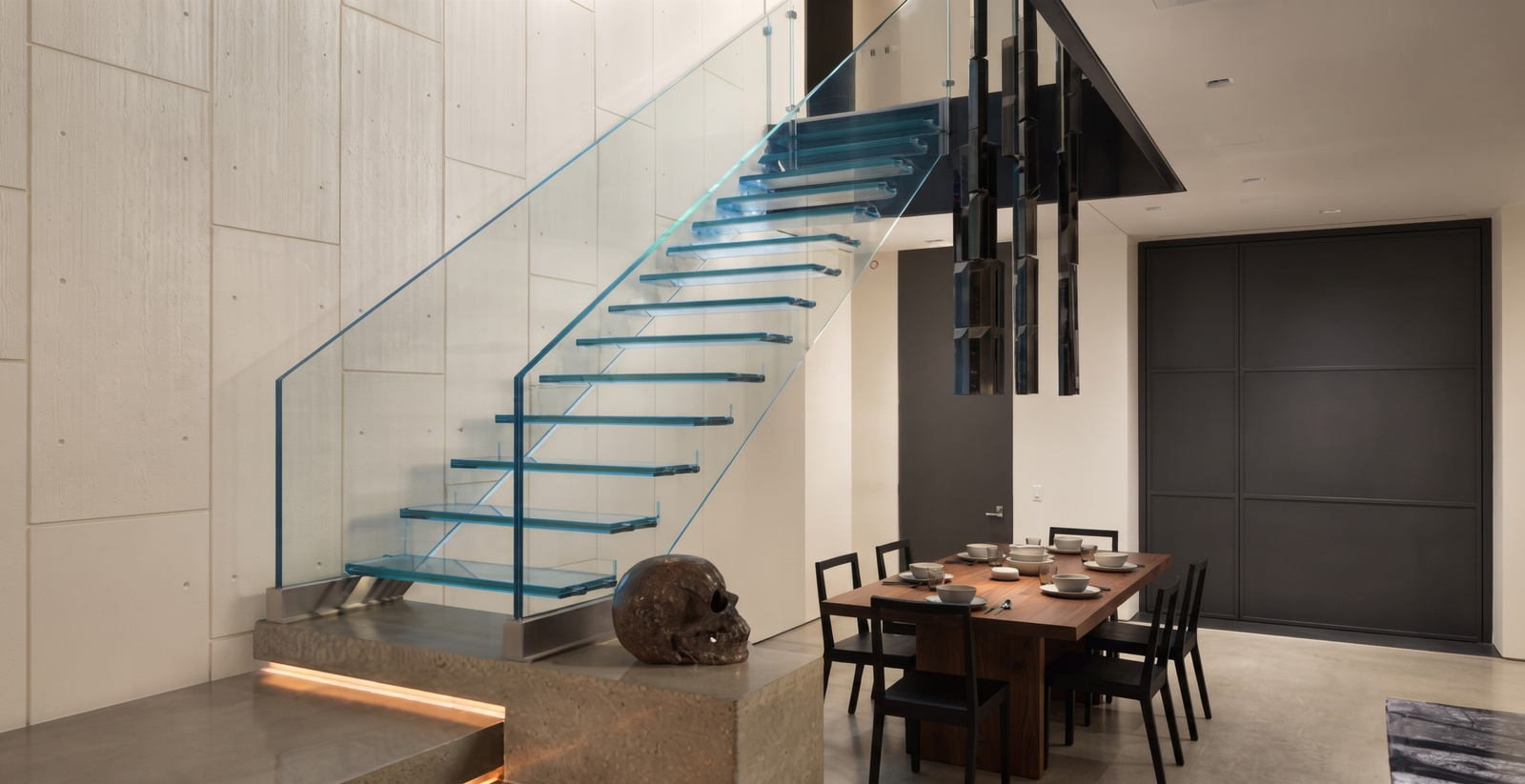 Frameless Concealed Base Glass Staircase